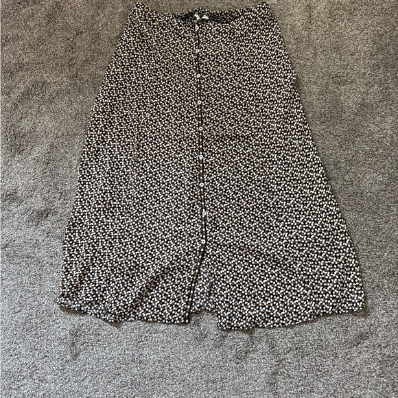 Max Studio Floral Black and White Women's Skirt - Picture 2 of 10